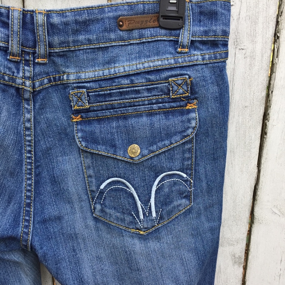 Puzzle straight leg  jeans women’s 11/12